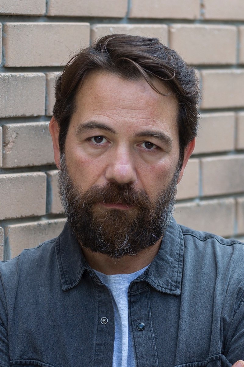 Alexandros Logothetis backdrop