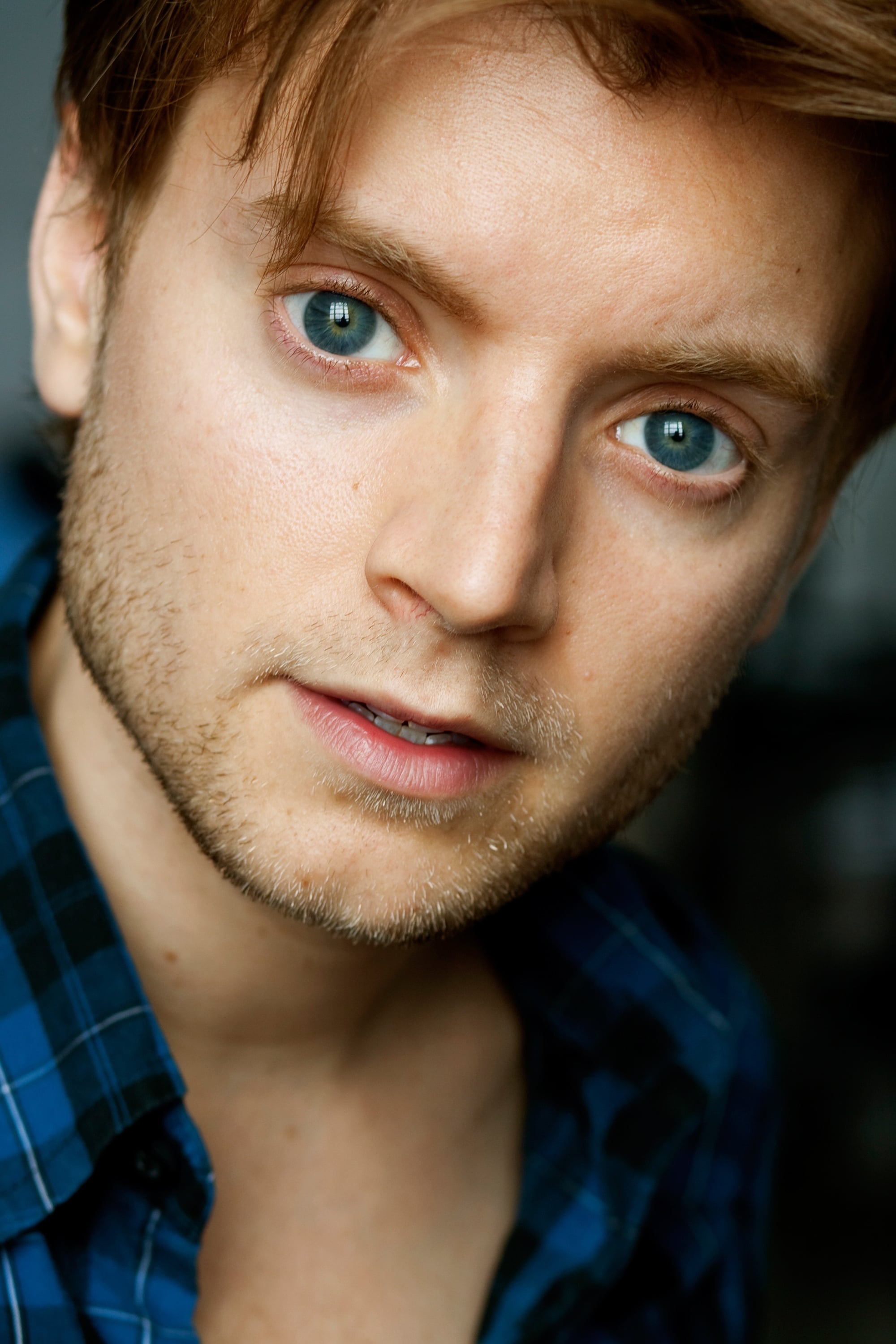 Sébastien René backdrop