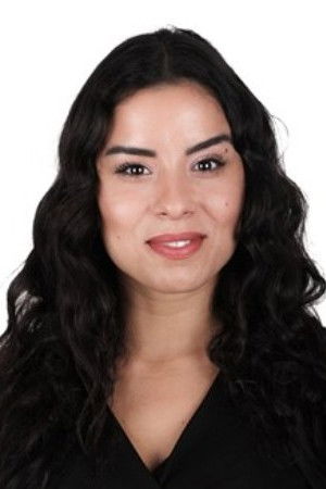 Ada Alize Ertem backdrop