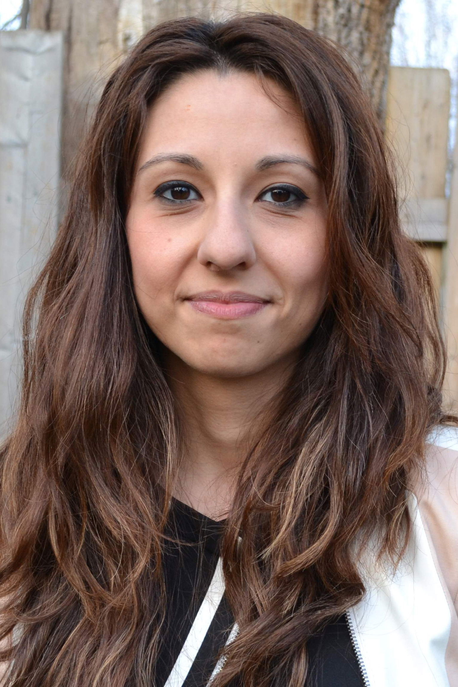 Maral Mohammadian backdrop