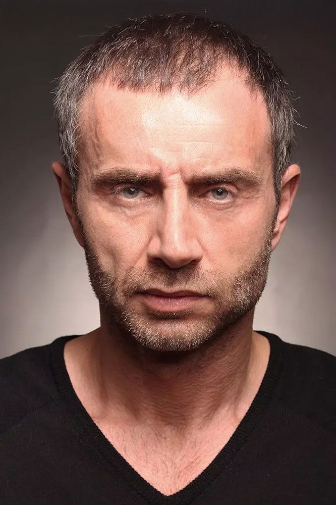 Cenk Kangöz backdrop