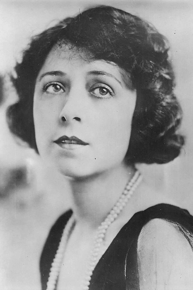 Dorothy Phillips backdrop