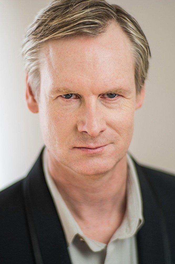 Ingo M. Holst backdrop