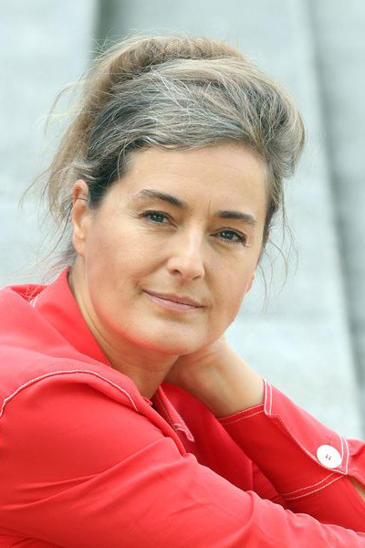 Tania Poppe backdrop