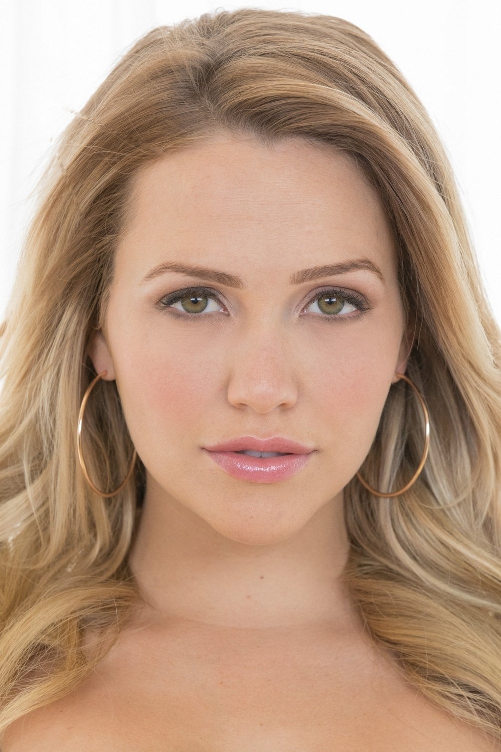 Mia Malkova backdrop