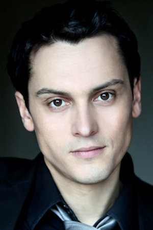 Franck Victor backdrop