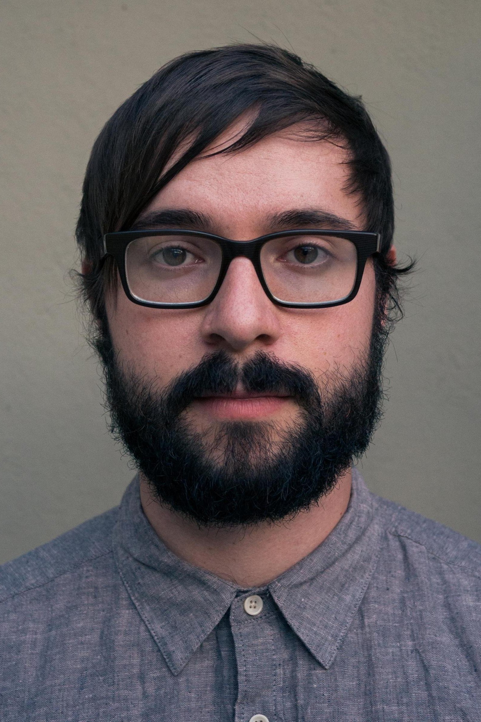 Rajli Stërns backdrop