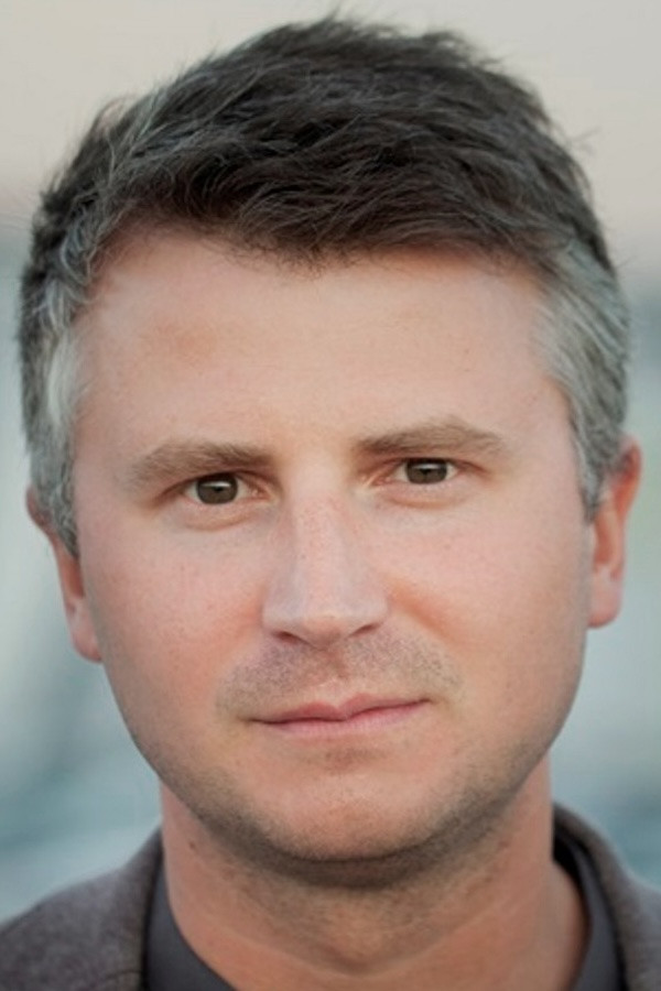 Dāvis Sīmanis Jr. backdrop