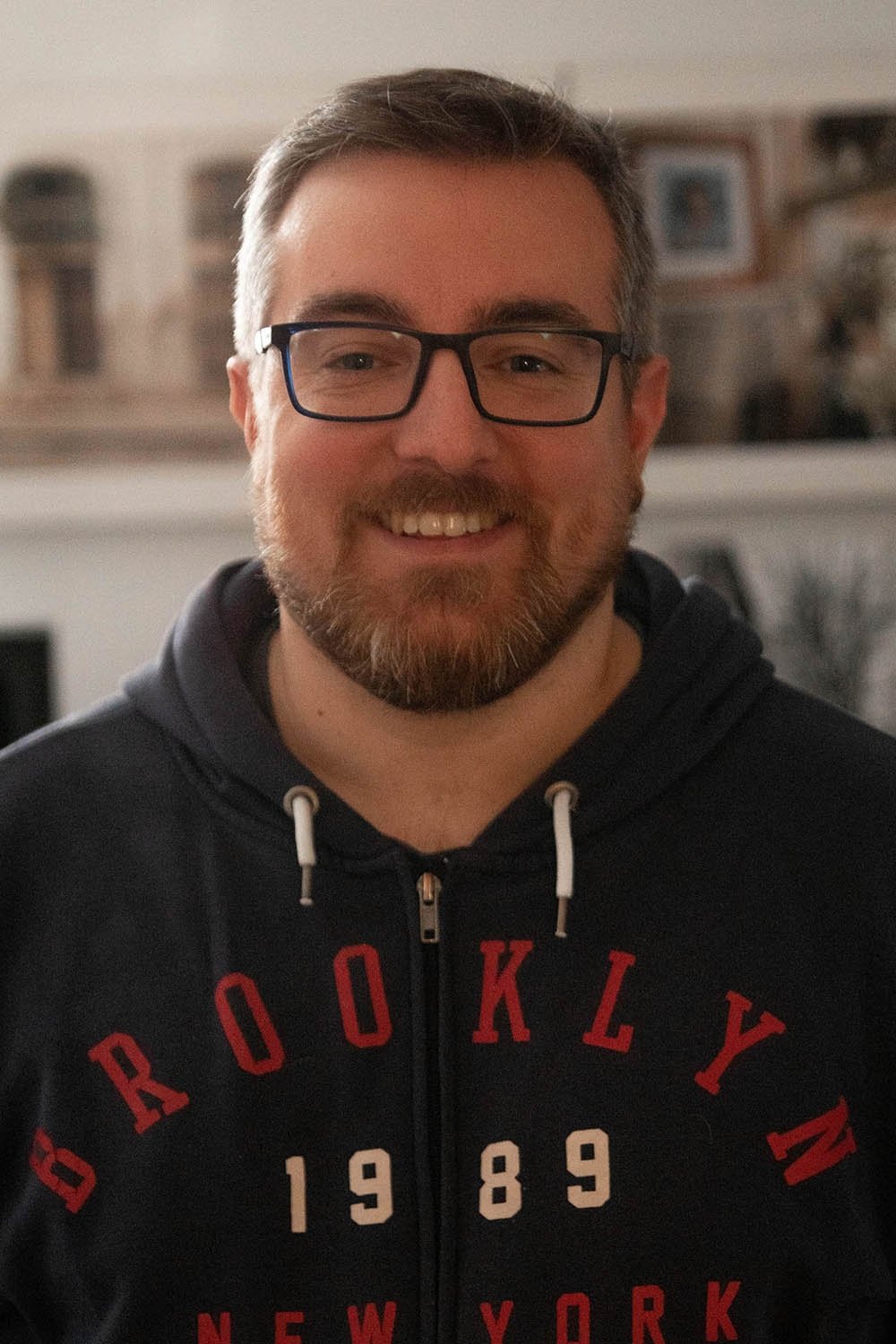 Javier Ruiz de Arcaute backdrop