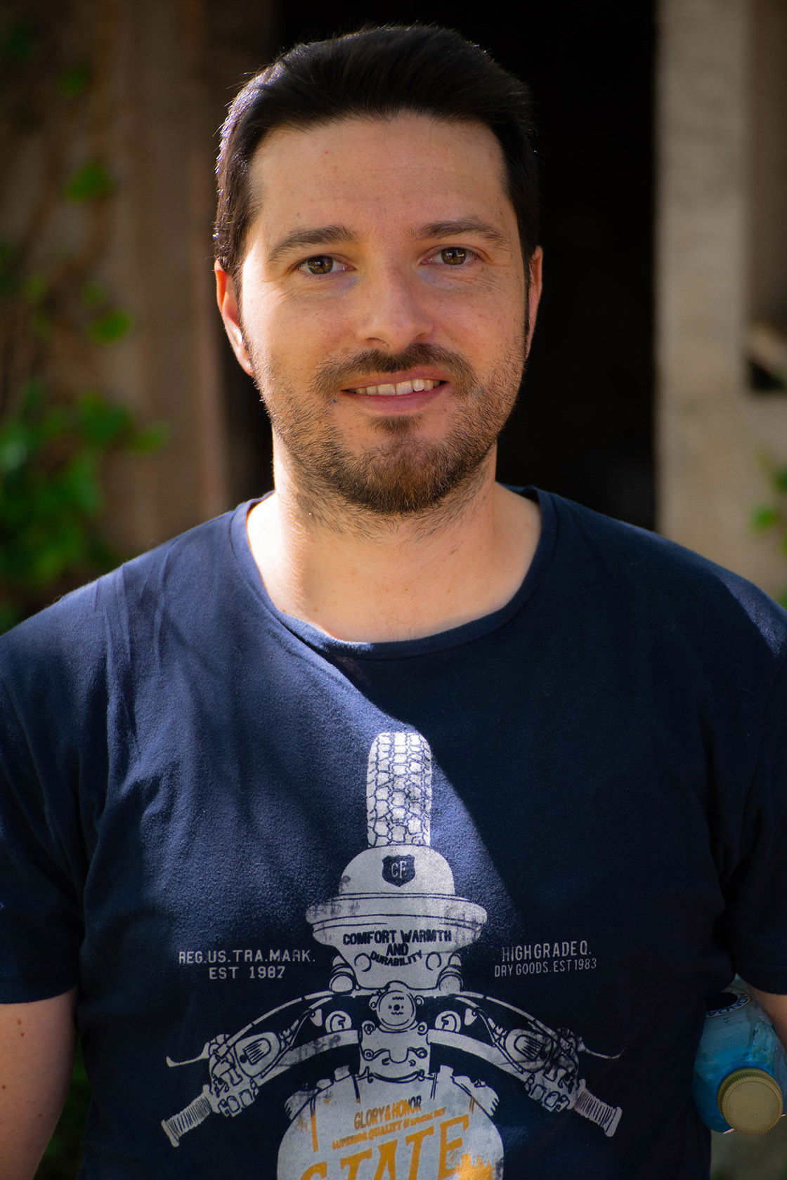 Daniel Rayado backdrop