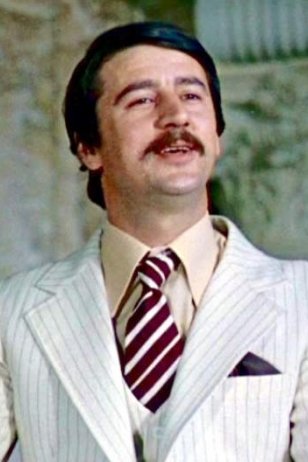 Pavel Popandov backdrop