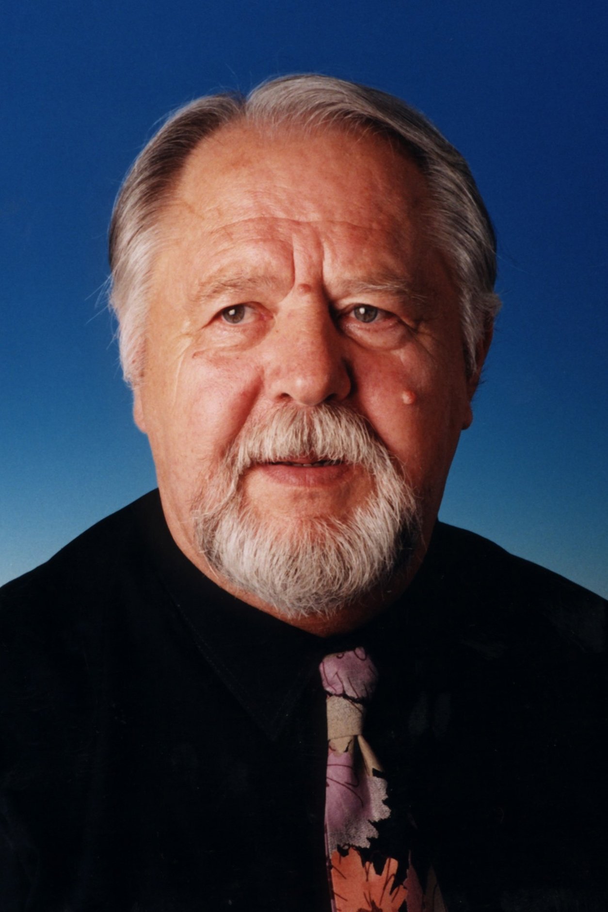 Jozef Dóczy backdrop