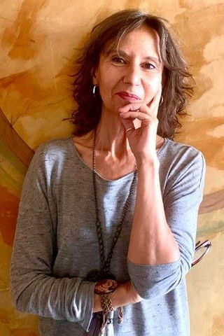 Paula Seabra backdrop