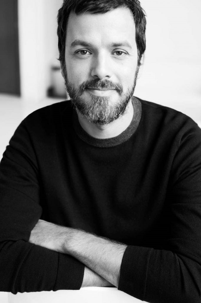 Jean-François Asselin backdrop