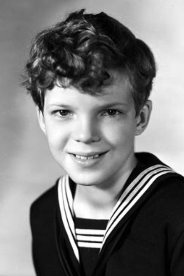 Raymond Roe backdrop