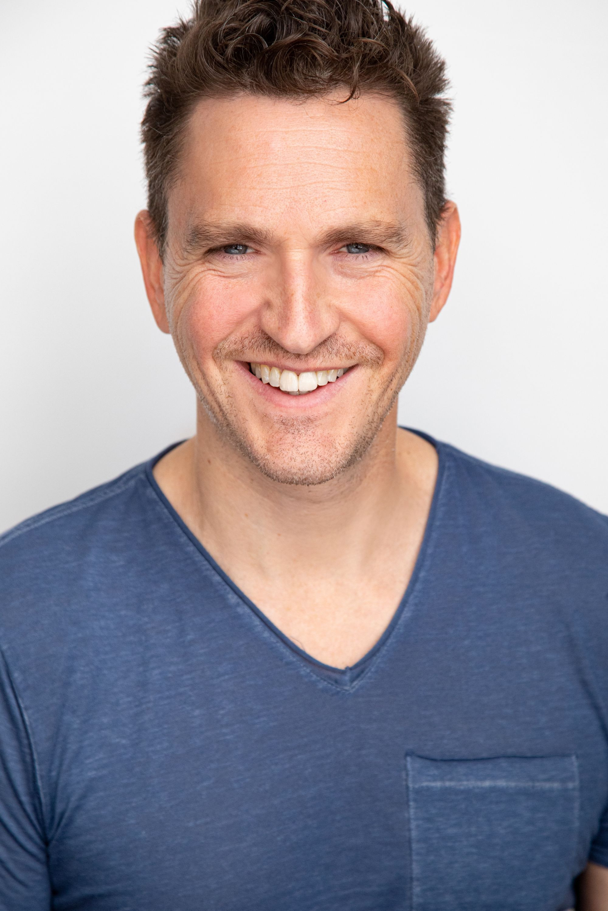 Ulric Dihle backdrop