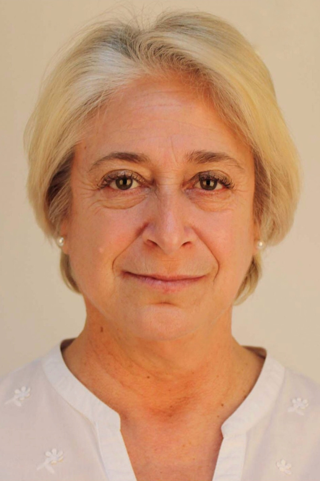 Teresa Côrte-Real backdrop