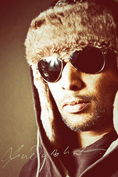 Vinod Bharathan backdrop