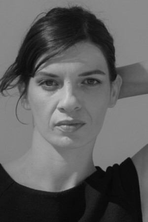 Carla Bolito backdrop