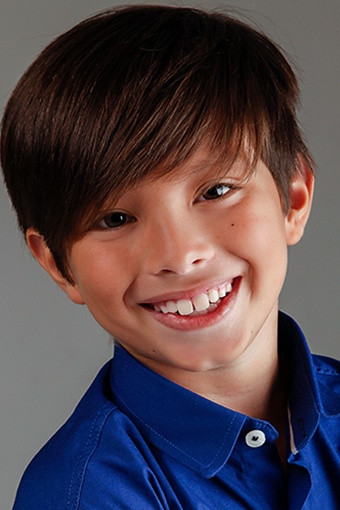 Gabriel Palhares backdrop