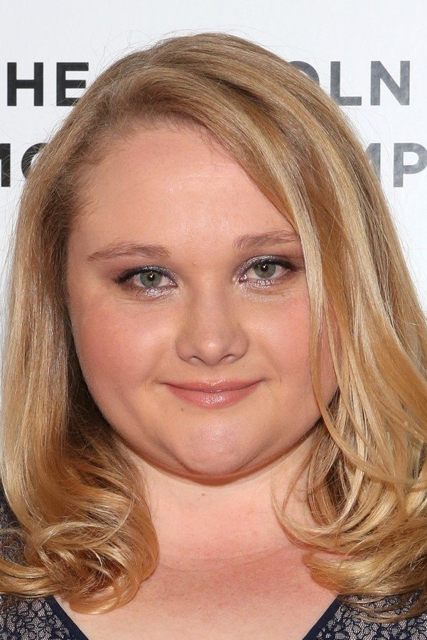 Danielle Macdonald backdrop