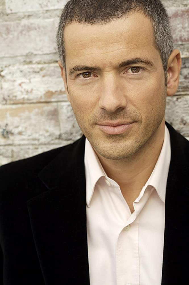 Bruno Putzulu backdrop