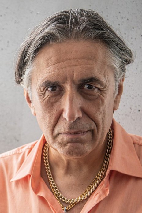 Predrag Bjelac backdrop