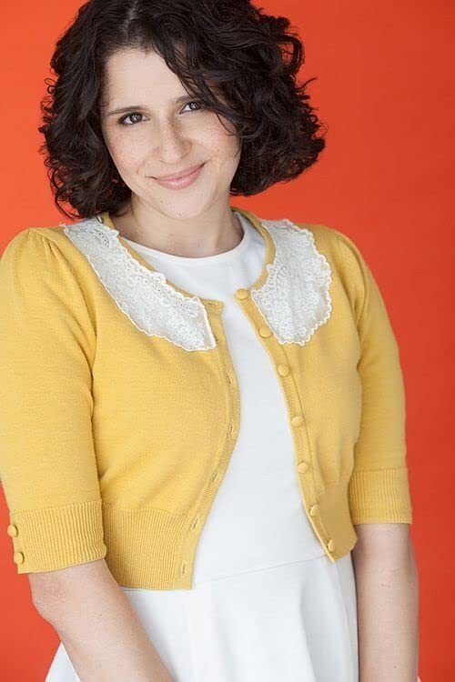 Lainnie Felan backdrop