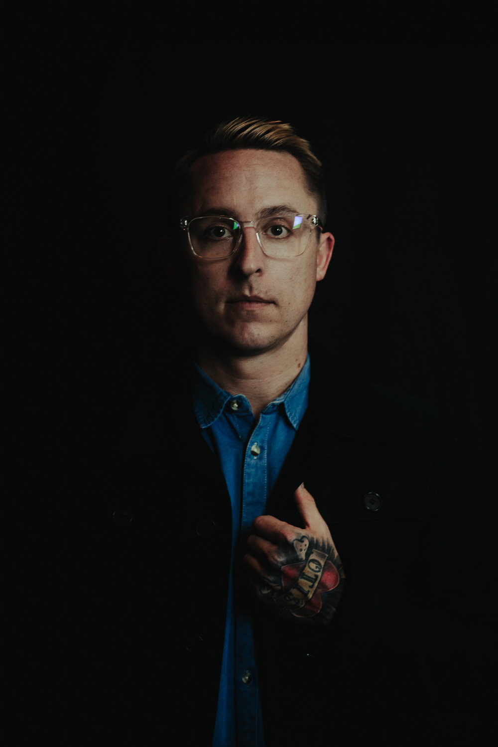 Ryan Key backdrop