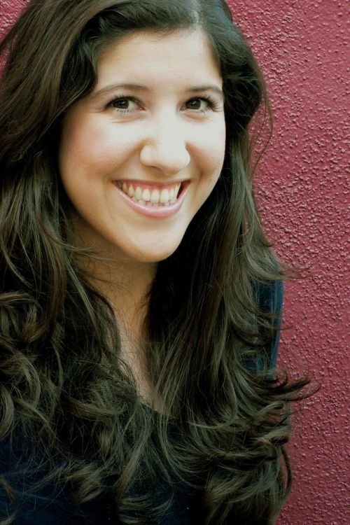 Maylen Calienes backdrop