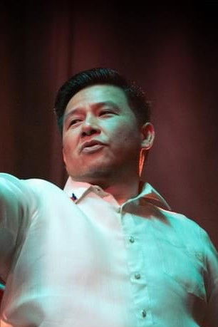 Ron Capinding backdrop