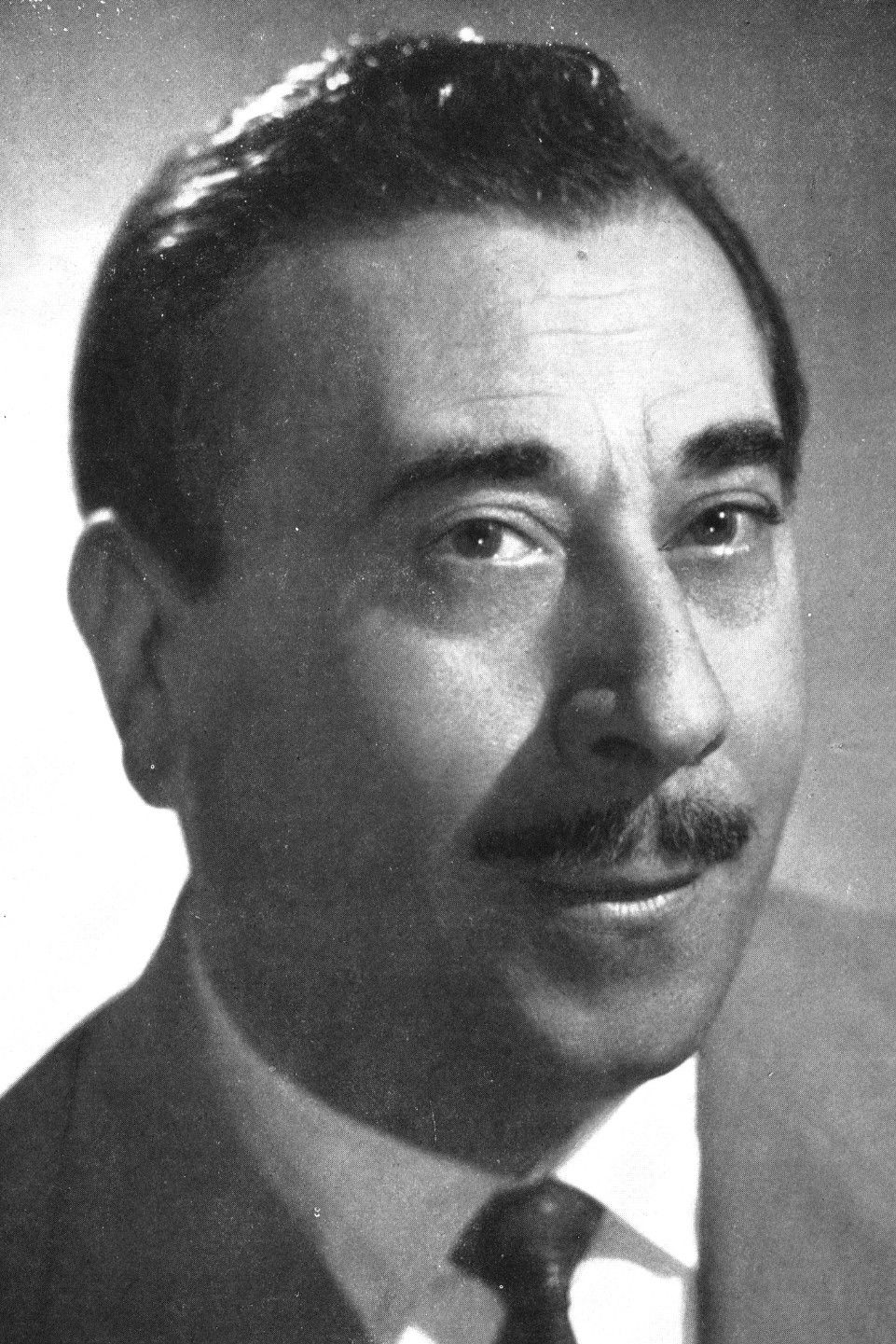 Leopoldo Valentini backdrop