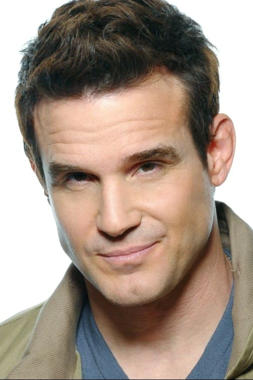 Eddie McClintock backdrop