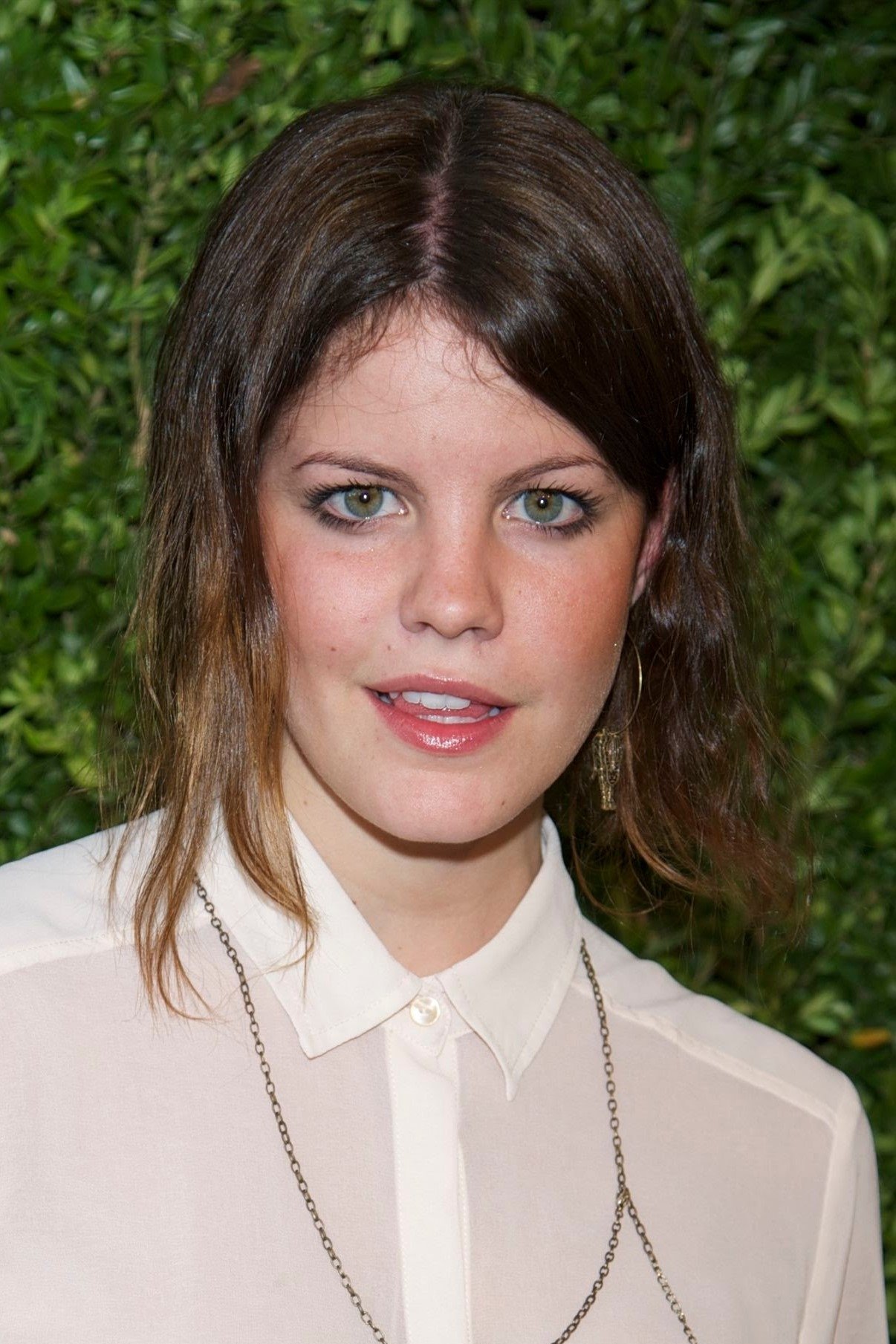 Carlotta Cosials backdrop