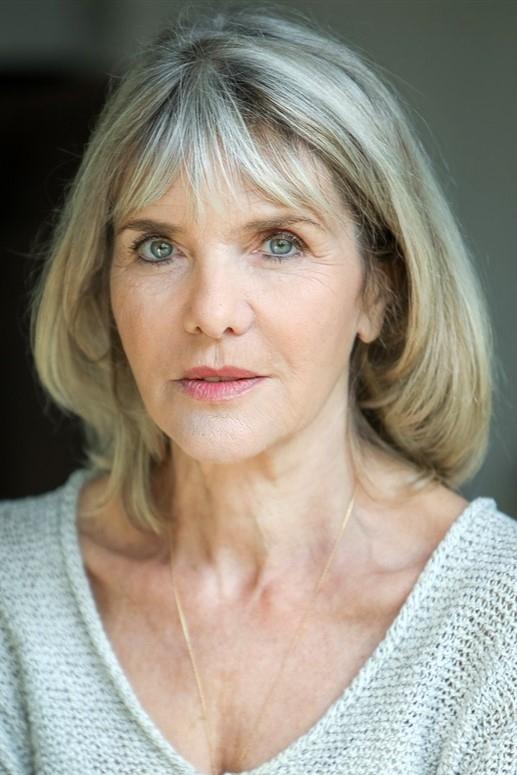 Olivia Dutron backdrop