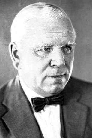 Tom McGuire backdrop