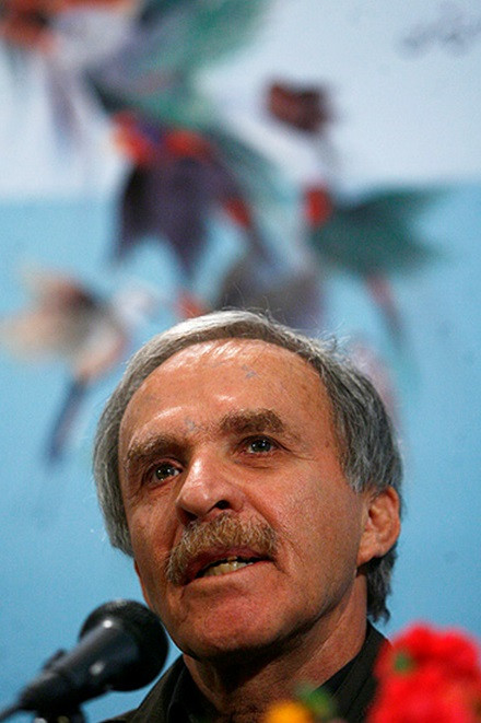 Ebrahim Forouzesh backdrop