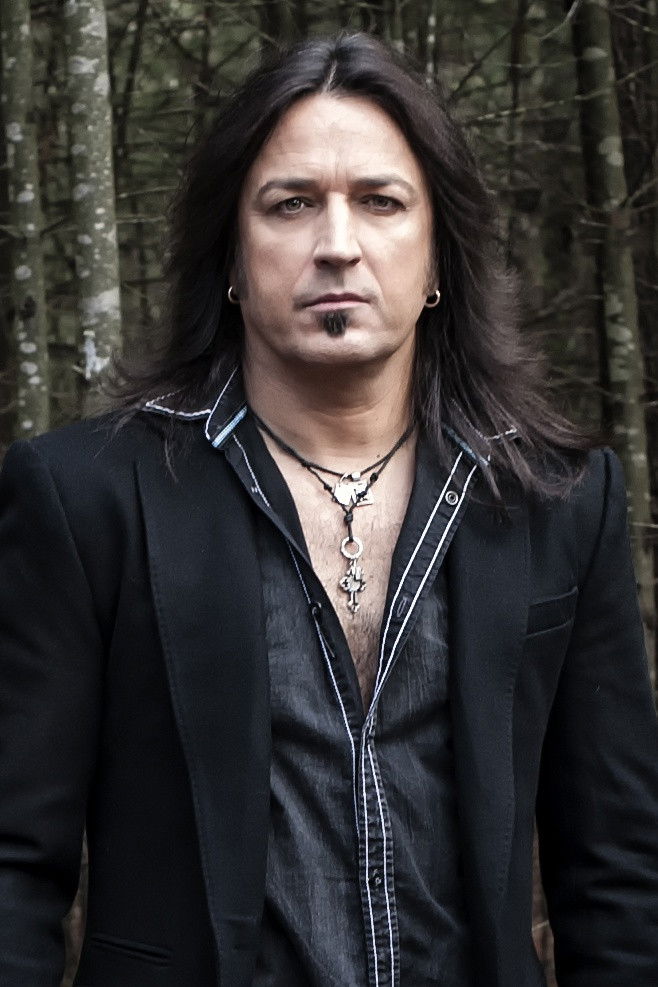 Michael Sweet backdrop