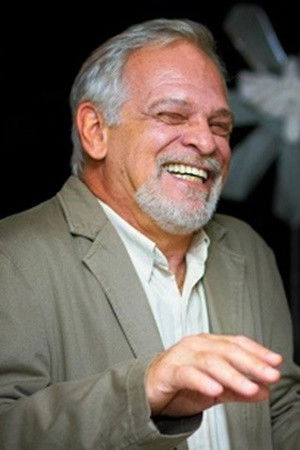 Marcos Wainberg backdrop