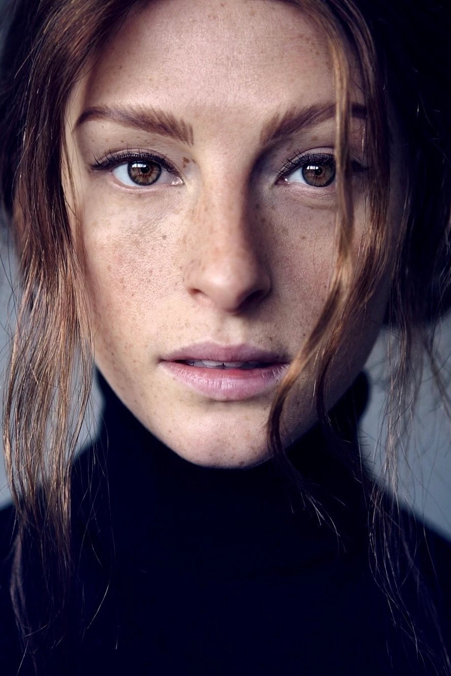 Amber Jean Rowan backdrop