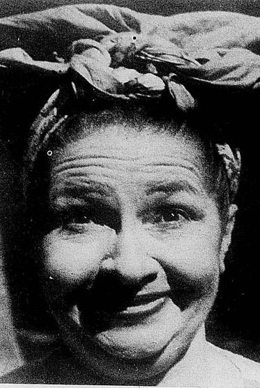 Violeta Ferraz backdrop