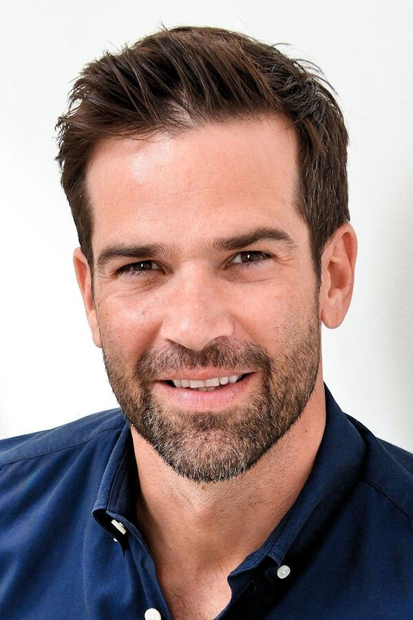 Gethin Jones backdrop