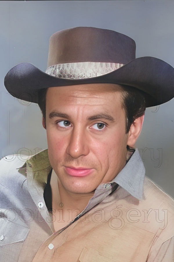 Rudy Solari backdrop