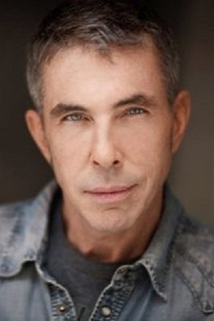 Andrew McIlroy backdrop