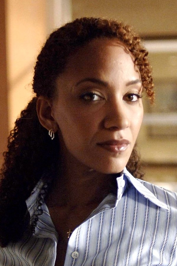 Sophina Brown backdrop