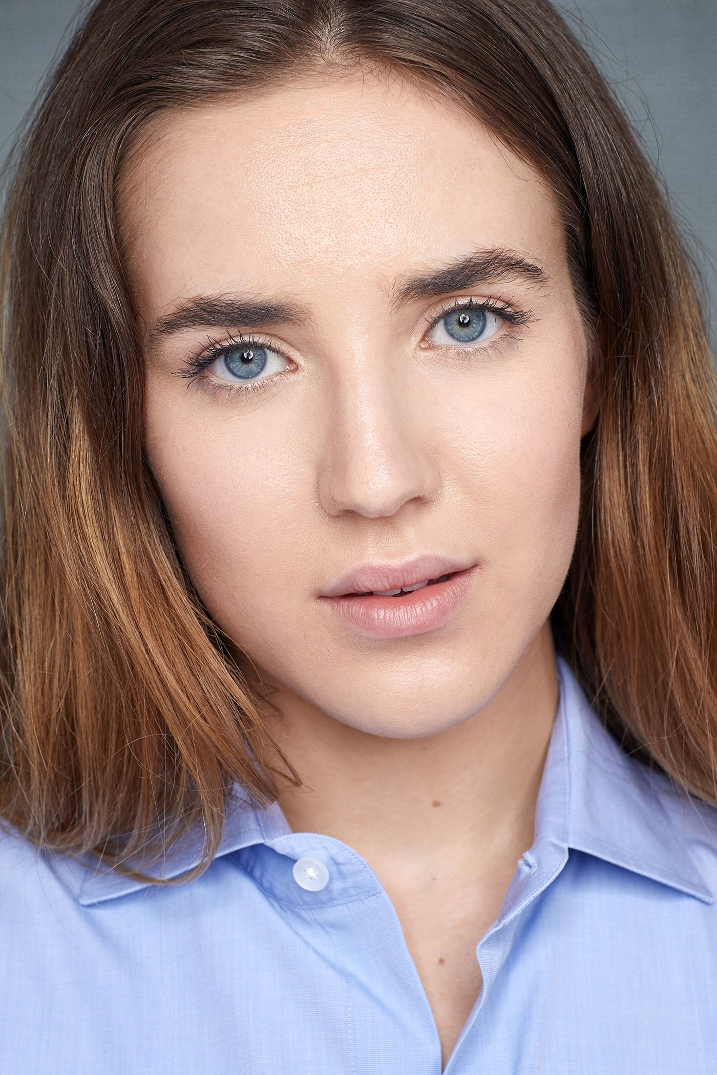 Ruby Jerins backdrop