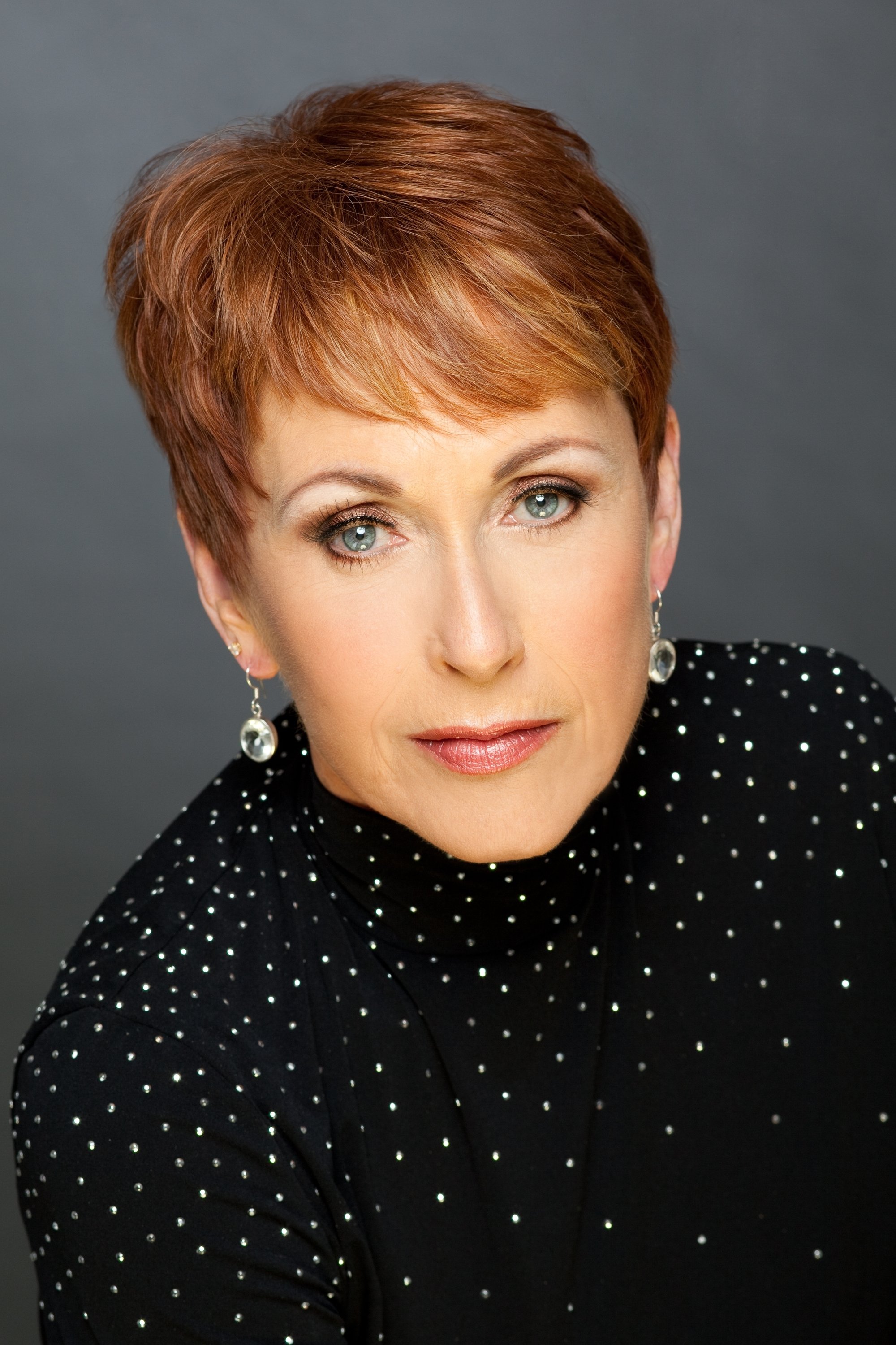 Amanda McBroom backdrop