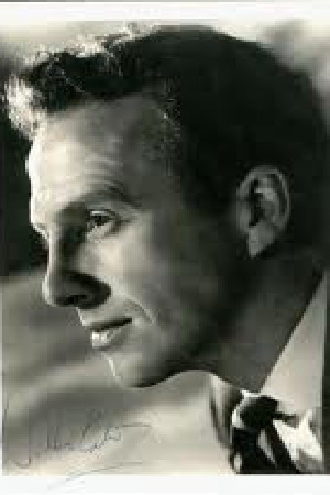 Wallas Eaton backdrop