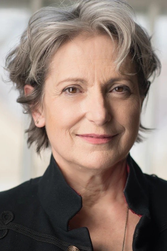 Lucy Peacock backdrop