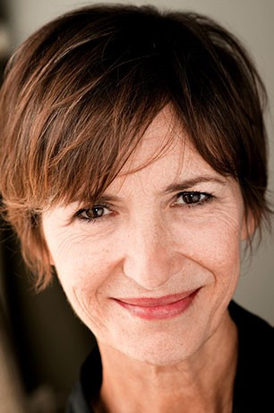 Lesli Vikerejx backdrop